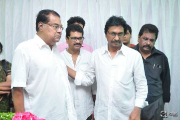 Celebrities Pay Homage To Edida Nageswara Rao